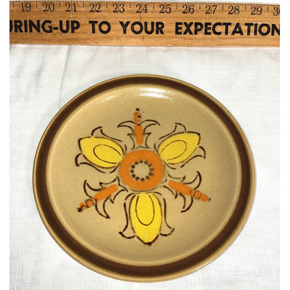Hearthside Fleur De Lis Stoneware Plates Set of 6 Hand Painted Vintage 1970's